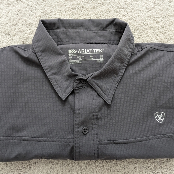 Ariat Men's VentTEK Classic Fit Short Sleeve Shirt - Picture 1 of 7